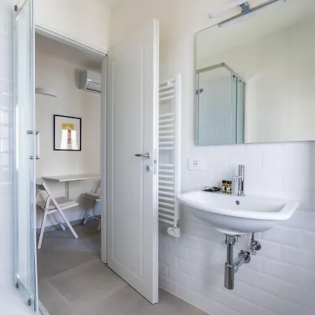 Pinzochere 16 N פירנצה