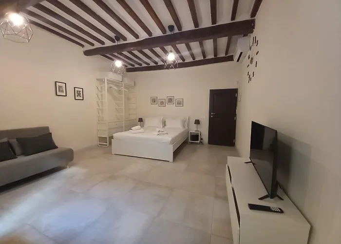 Apartament Pinzochere 16 N